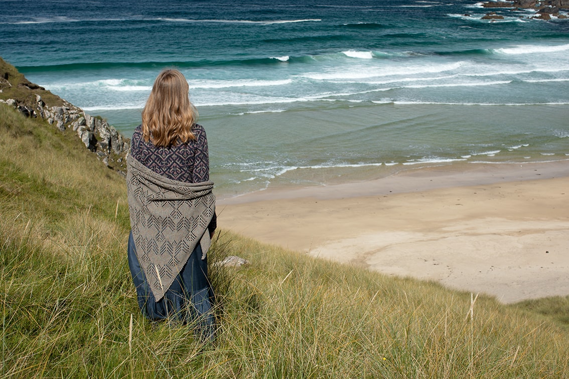 Sulaire Shawl video class design by Alice Starmore in Hiort and Pebble Beach Hebridean 2 Ply