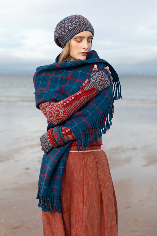 Woven design by Alice Starmore in Hebridean 2 Ply